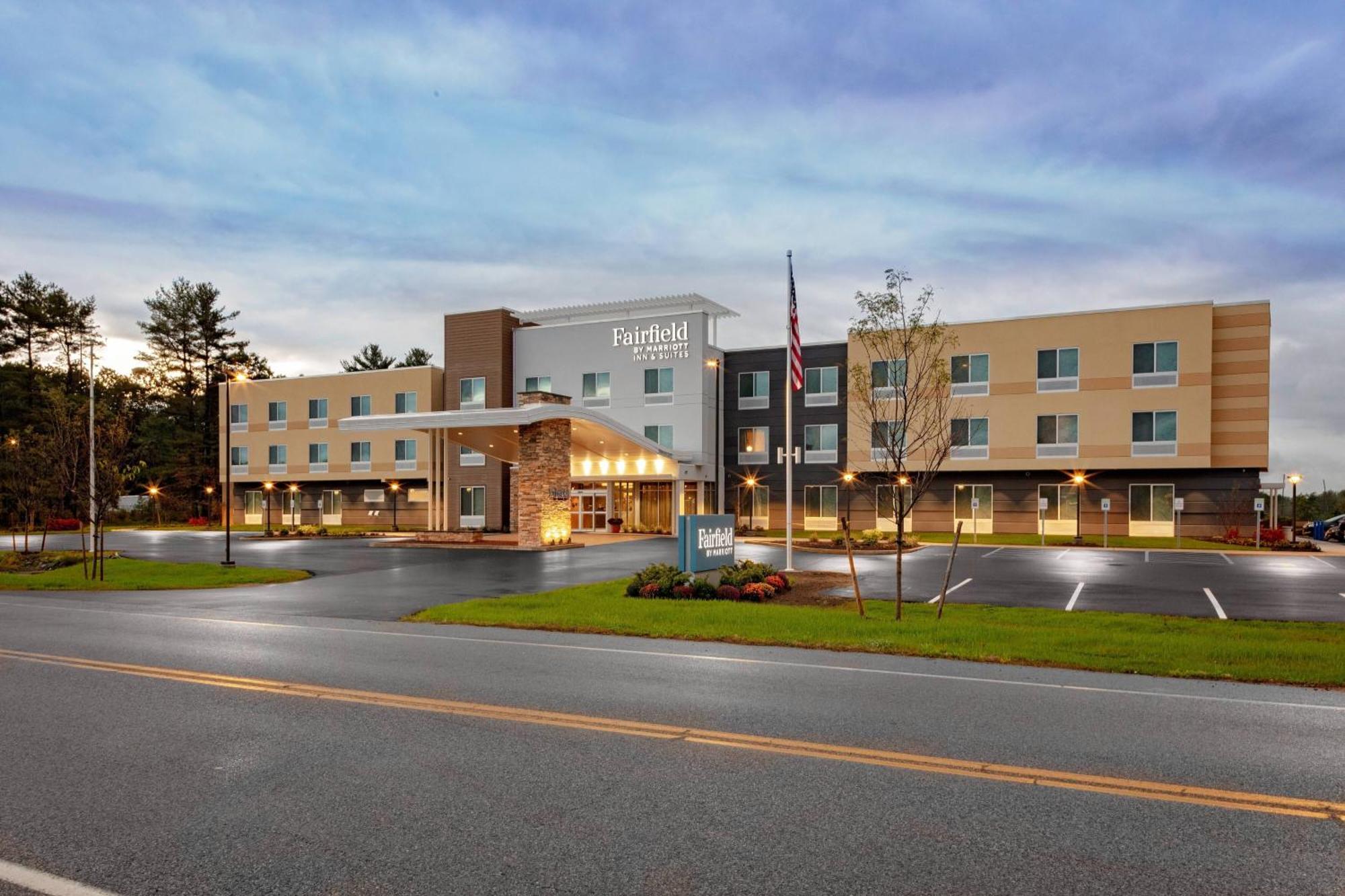 Fairfield Inn & Suites By Marriott Queensbury Glens Falls/Lake George المظهر الخارجي الصورة